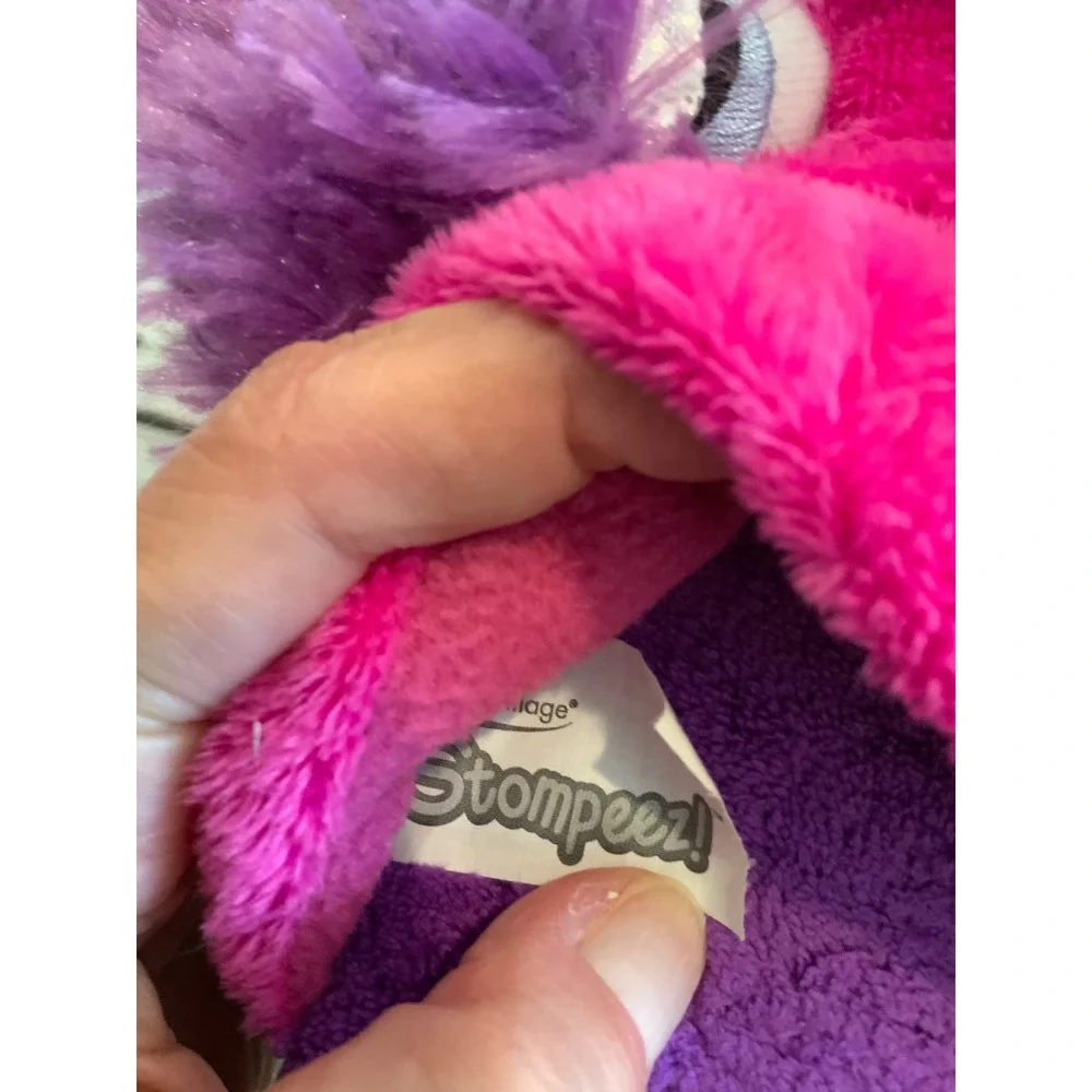Stompeez‎ Playful Puppy Slippers Pink Purple Fuzzy Dog Character Girls Size Med